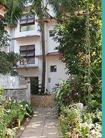 The Indian Kitchen Hotel Calangute Kültér fotó